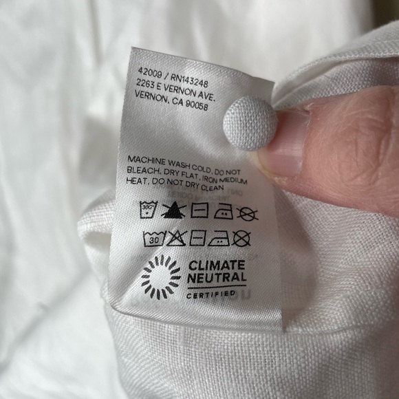 Reformation Gabriel Oversized 100% Linen Shirt In White Size Large - Picture 11 of 12